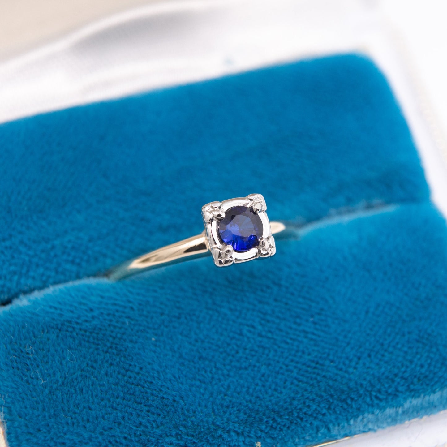 Vintage Blue Sapphire Ring