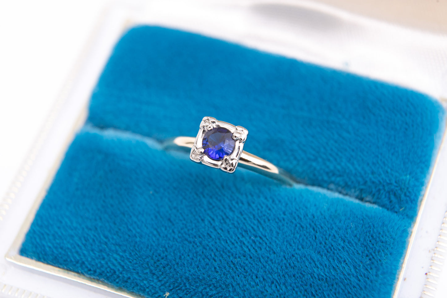 Vintage Blue Sapphire Ring